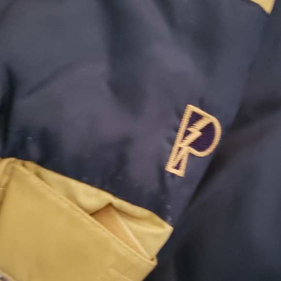NOTRE DAME JACKET - LARGE BUT FITS LIKE XL - Picture 6 of 6